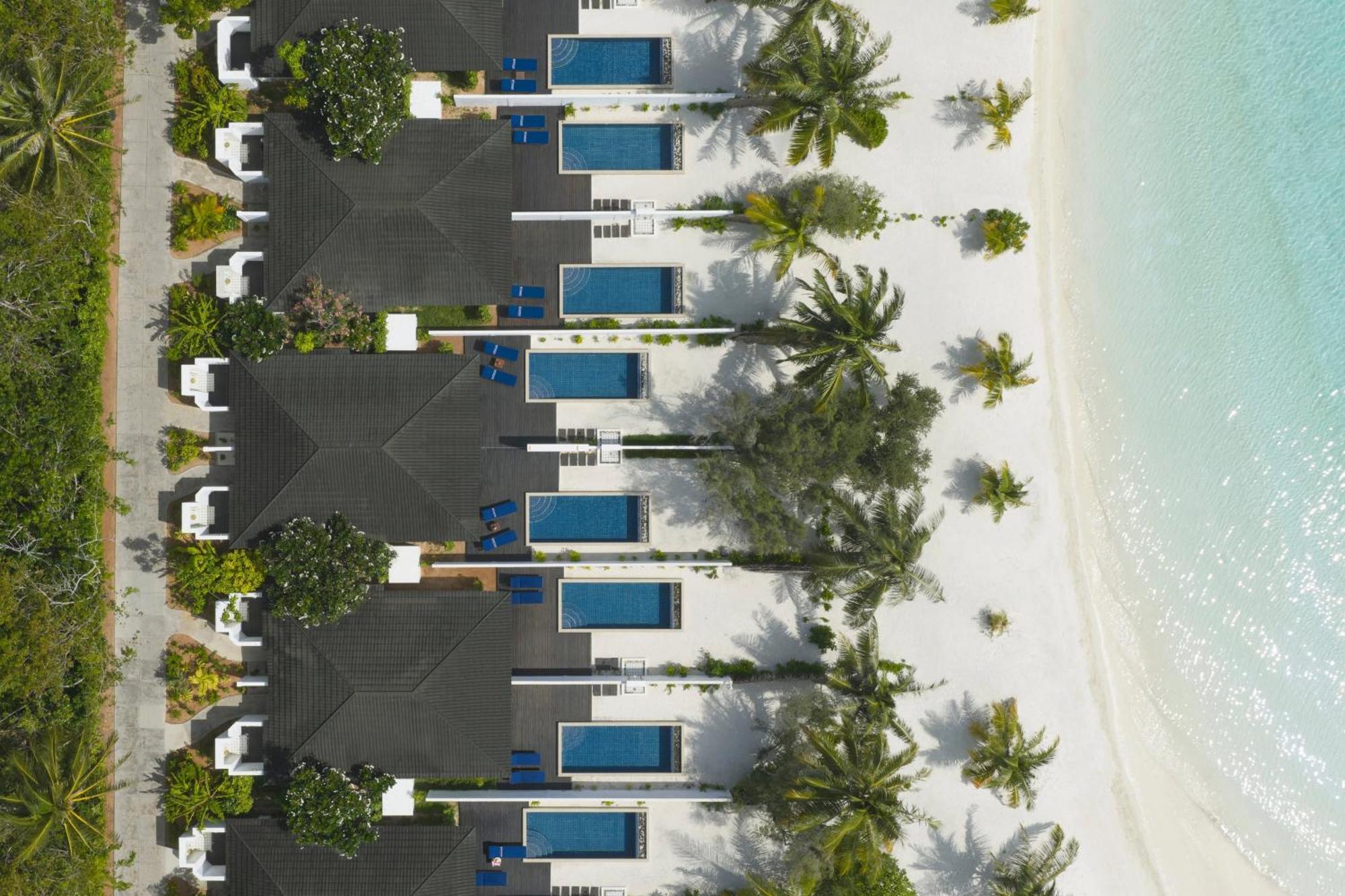Sunset Deluxe Beach Pool Villa